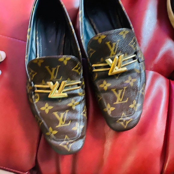 Louis Vuitton loafer - Picture 2 of 2